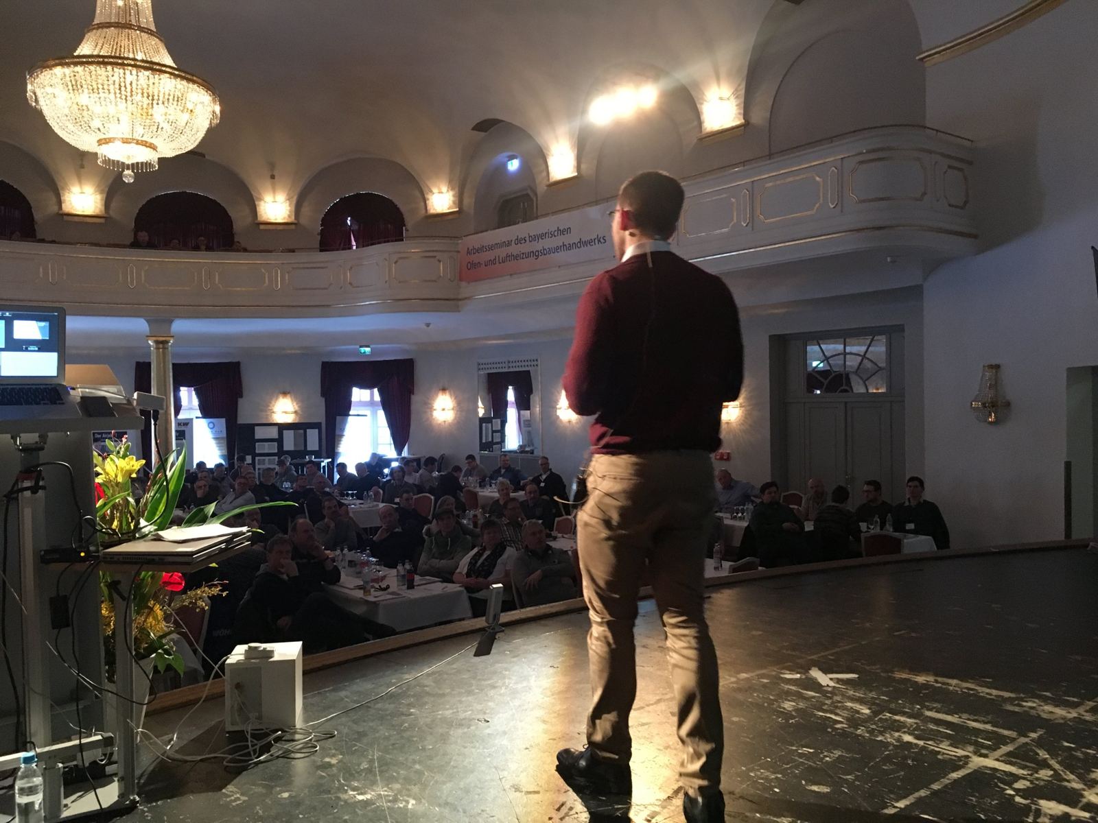 Vortrag vor großem Publikum